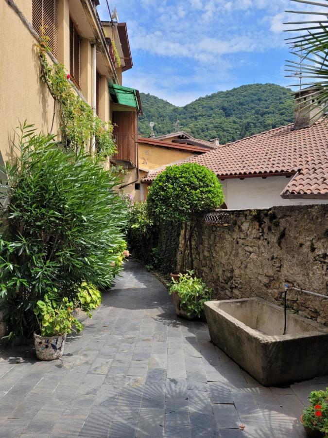 Casa Gianna Lägenhet Castiglione dʼIntelvi Exteriör bild